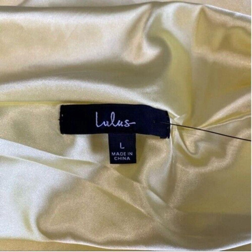 Lulu's NWT Yellow Satin Cowl Lace up Slip Dress Size Large - Picture 6 of 7
